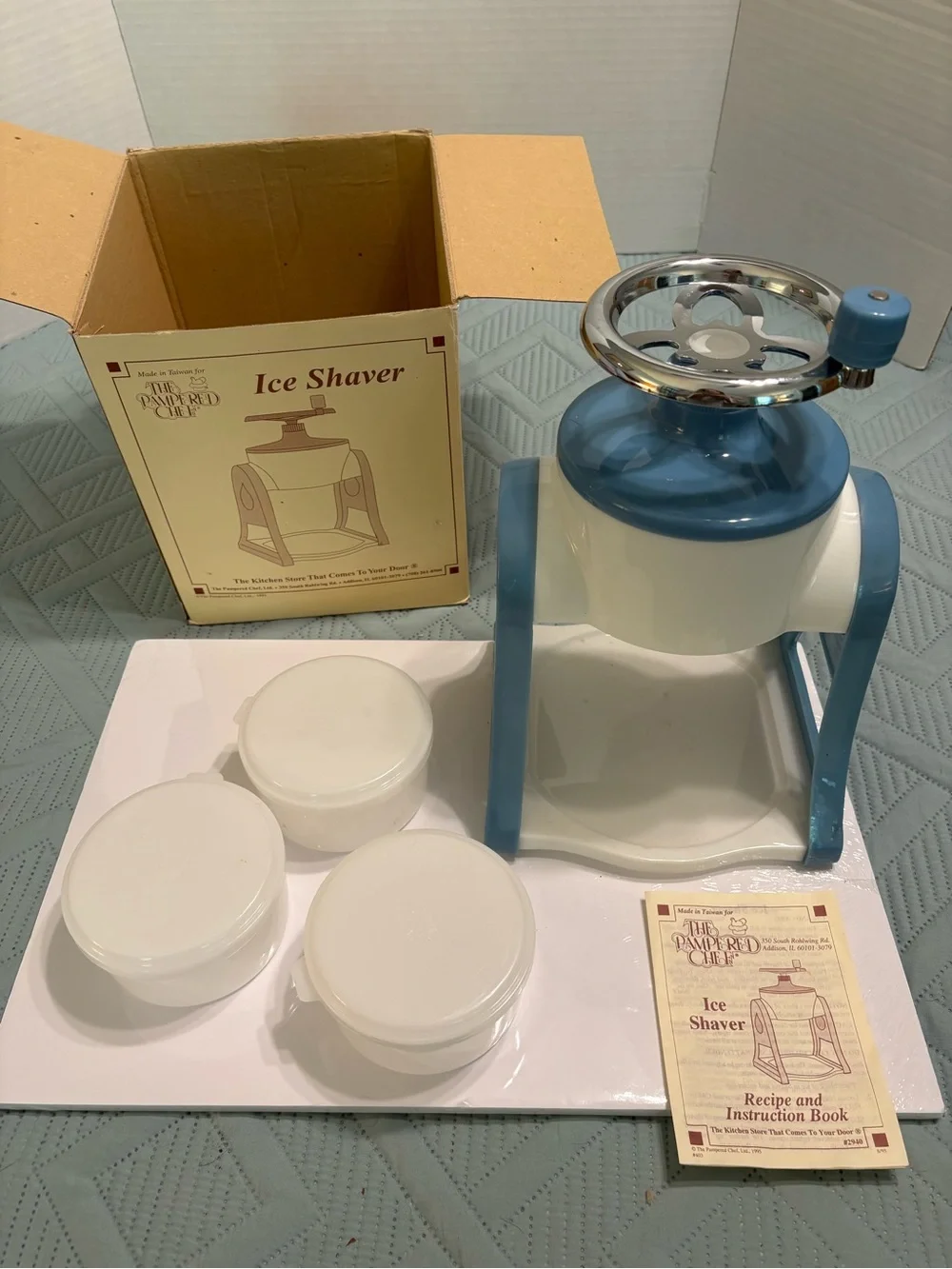 Vintage 1995 The Pampered Chef Ice Shaver in Original Box - Pre-owned #2940
